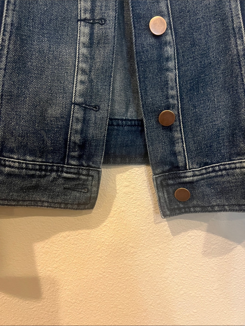 New without tags Flying Tomato boho sweater sleeve button front denim jacket - Picture 5 of 6